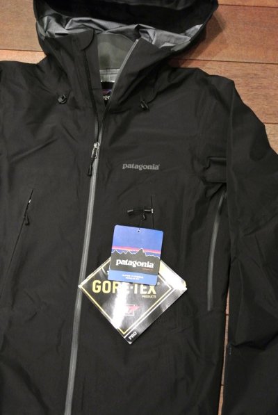 画像1: 【 20%OFF!! 】 Pataginia(パタゴニア) FA13年 Super pulma jacket ゴアテックス ハードシェルジャケット 【Black/XS】 新品