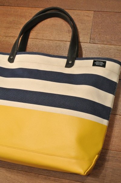 画像1: JACK SPADE(ジャックスペード) キャンバス+コーティング ストライプ トート+ショルダーバッグ(Natural/yellow/Navy)  CANVAS TRIPLE STRIPE DIPPED COAL BAG 新品 並行輸入