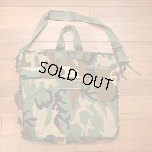 画像6: 2000's USED US ARMY AH-64 FLYERS BAG アパッチ戦闘ヘリ ヘルメットバッグ (約 縦54cm×横57cm) 中古  (6)