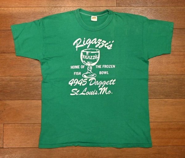 画像1: 【クリックポスト185円も可】70s Russell Athletic "Rigazzi's" Tシャツ アメリカ製 コットン100(GREEN/L)ビンテージ 中古 (1)