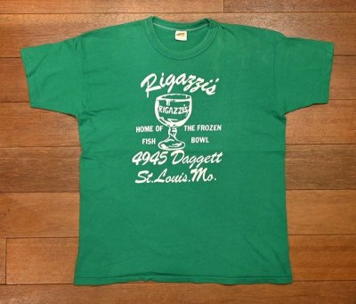 画像1: 【クリックポスト185円も可】70s Russell Athletic "Rigazzi's" Tシャツ アメリカ製 コットン100(GREEN/L)ビンテージ 中古