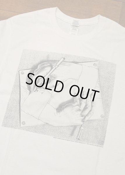 画像2: 【クリックポスト185円も可】00s M.C. Escher エッシャー だまし絵 プリントTシャツ (White/M)ビンテージ 中古 (2)