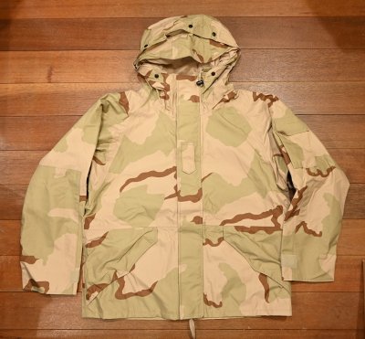 画像1: '00s Deadstock U.S.ARMY ECWCS GEN1 ゴアテックスパーカー デッドストック デザートカモ(L-Short) 