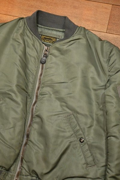 画像2: 1960 US AIR FORCE MA-1 "8279B" JOHN OWNBEY社製 フライトジャケット(LARGE) ビンテージ 中古 (2)