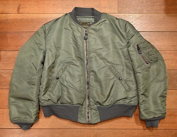 画像1: 1960 US AIR FORCE MA-1 "8279B" JOHN OWNBEY社製 フライトジャケット(LARGE) ビンテージ 中古 (1)