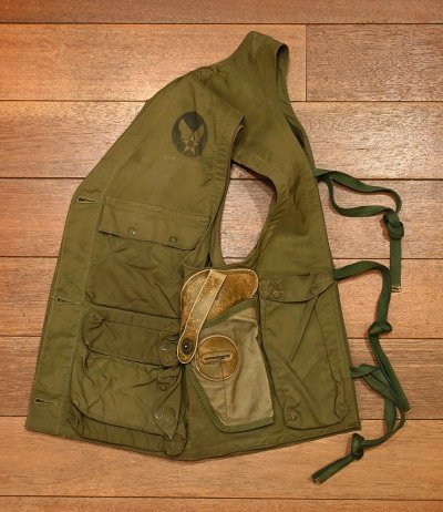 画像1: 40s US ARMY AIR FORCE UAAF TYPE C-1 VEST ビンテージ C1エマージェンシー サバイバルベスト