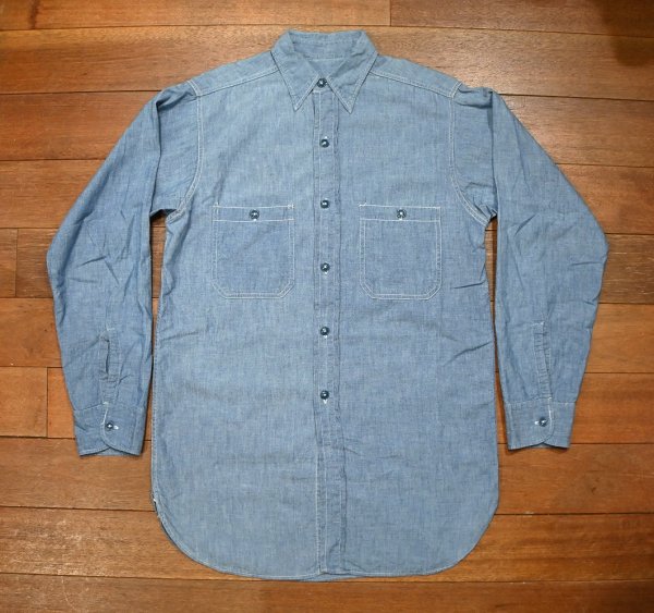 画像1: 40s US NAVY Chambray Shirts シャンブレーシャツ マチ付き 尿素ボタン 美中古 ビンテージ 大戦 (1)