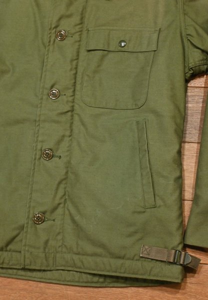 画像4: ’85年 U.S NAVY  A-2 デッキジャケット "NASNI"バックプリントあり【SMALL/34-36】ビンテージ美中古  (4)