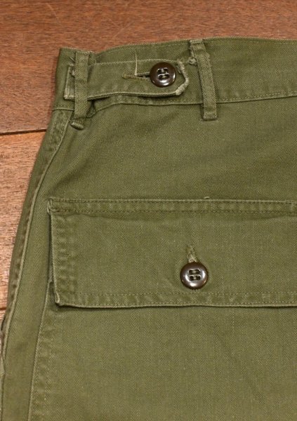 画像11: 50s U.S ARMY HBT UTILITY TROUSERS  ヘリンボーンツイル ベイカーパンツ ボタンフライ サイドアジャスターつき(実寸W32L28.5)ビンテージ中古 (11)
