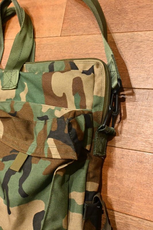 2000's USED US ARMY AH-64 FLYERS BAG アパッチ戦闘ヘリ ヘルメット ...